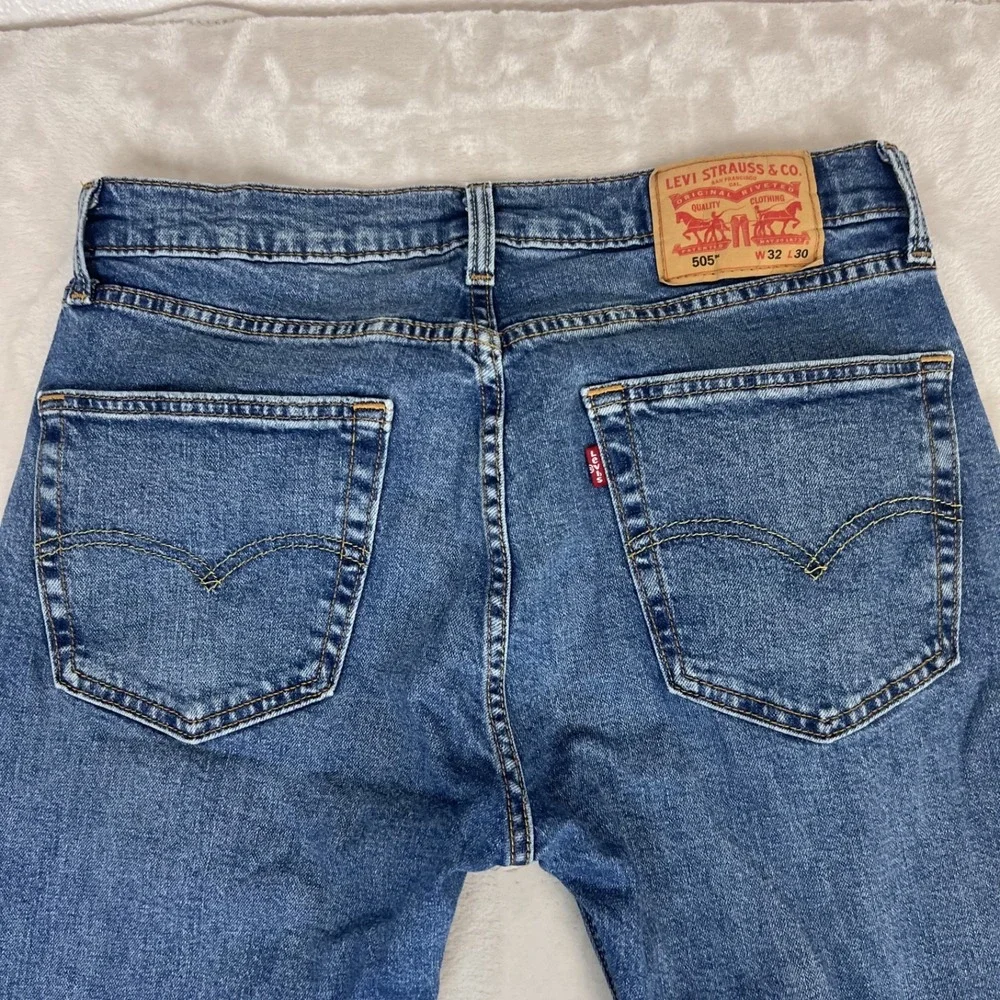 Levis 505 Jeans Mens 32x30 Blue Denim Straight Workwear Americana Casual Stretch